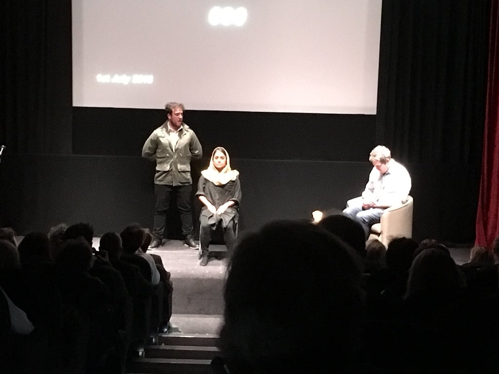 farnhamherald's tweet photo. More pics of @Jeremy_Hunt at tonight’s incredibly moving performance of Nazanin’s Story at @BarbicanCentre #London.
#OneDayofFreedom #Thefutureisours #freenazanin #gabriella @FreeNazanin @FarnhamAmnesty @amnesty #Farnham @AmnestyUK https://t.co/o8XbB8qVkC https://t.co/Ehi0Ll3wrU