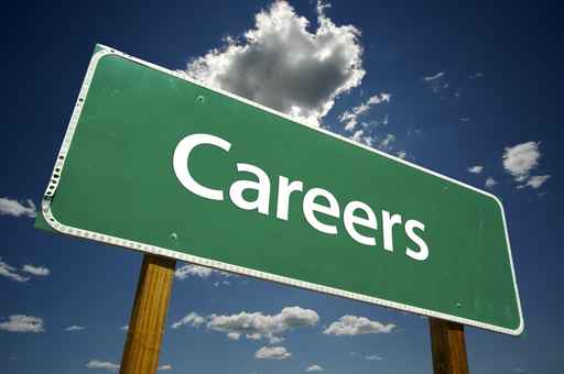 ACAAPNewEngland's tweet photo. Looking for a career in Catholic school advancement? Check out our jobs board for openings at @ndatyngsboro &amp; Trinity HS @CatholicNH: https://t.co/ubuyPn3DjP Also, come network at #ACAAPFall18 - THE conference for Catholic advancement &amp; admissions leaders: https://t.co/N4vnQB2fF9 https://t.co/5IvWGXJKZw