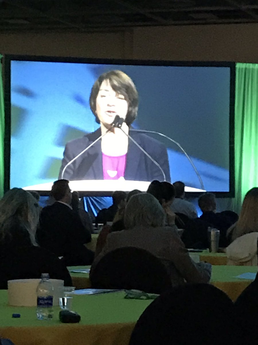 LifeCourseMN's tweet photo. Senior Senator Amy Klobuchar delivering an amazing innovation message at #MANOVASummit https://t.co/Zp7QHK1nUN