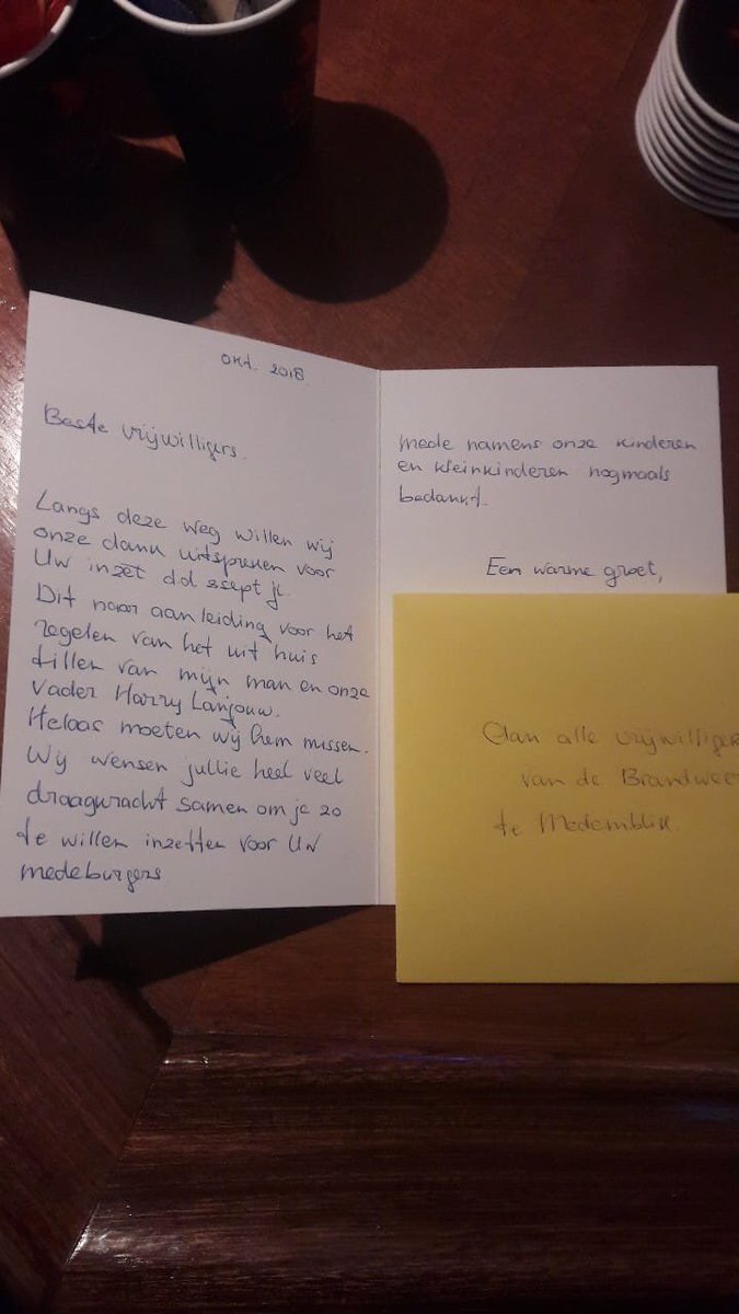 Brandweer_Mblik's tweet image. Hier doe je het allemaal voor. @vrnhn  #medemblik #dank #daardoejehetvoor