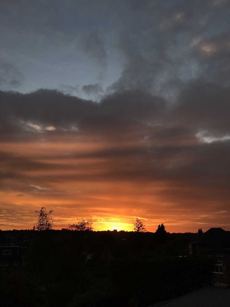 #Sunset from North #London #shotoniphone <a href="/ade_rob/">Lisa Rob'Ade</a> <a href="/LuxuryCruiseCo/">Luxury Cruise and More</a> <a href="/SunFBeautiful/">SFB ❤️</a> <a href="/PrincessCruises/">Princess Cruises</a> <a href="/andrespeneke/">~Andrés G_74~</a> @soucruise <a href="/LisaLutoffPerlo/">Lisa Lutoff-Perlo</a> <a href="/MyVirtualVaca/">MyVirtualVacations</a> <a href="/nitinramrap/">Nitin Parmar</a> <a href="/StationCDRKelly/">Scott Kelly</a>