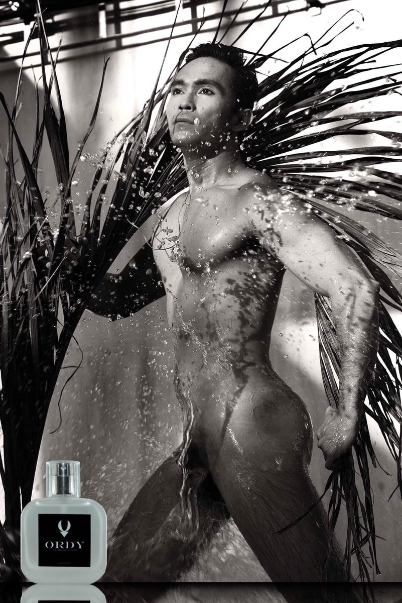 JunMarasigan06's tweet photo. Featuring Theme | WET AND WILD
“I FEEL LIKE A WET SEED WILD IN THE HOT BLIND EARTH.”
Photographer/Styling | IKING DALUSONG
Assited by | HANZ YAN II
#ParagonJun
#mrpak #theunpakable https://t.co/YcgvT5xQEz