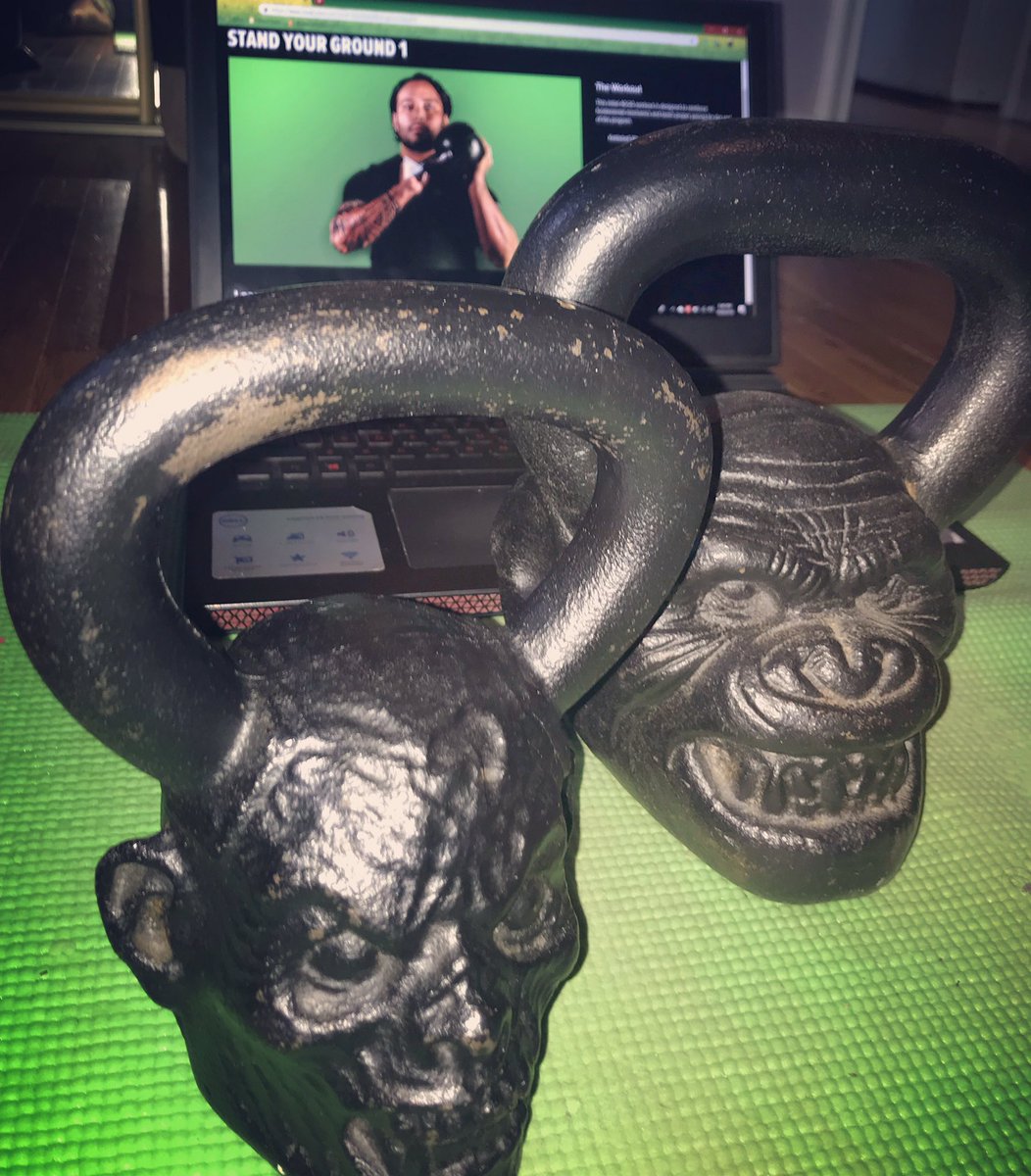 Dreadie_B's tweet photo. Its always exciting to start a new program! Week 1/day 1 of the Onnit 6- Kettlebell was a success.
Give thanks & big shout out to @onnit & the Onnit team @aubreymarcus & of course @joerogan.
ππβ€οΈπ€π½
#Onnit #Onnit6Kettlebell #Primalbell #Zombiebell #JRE #Grow #Live #OneLove https://t.co/N1hg5zIBiR