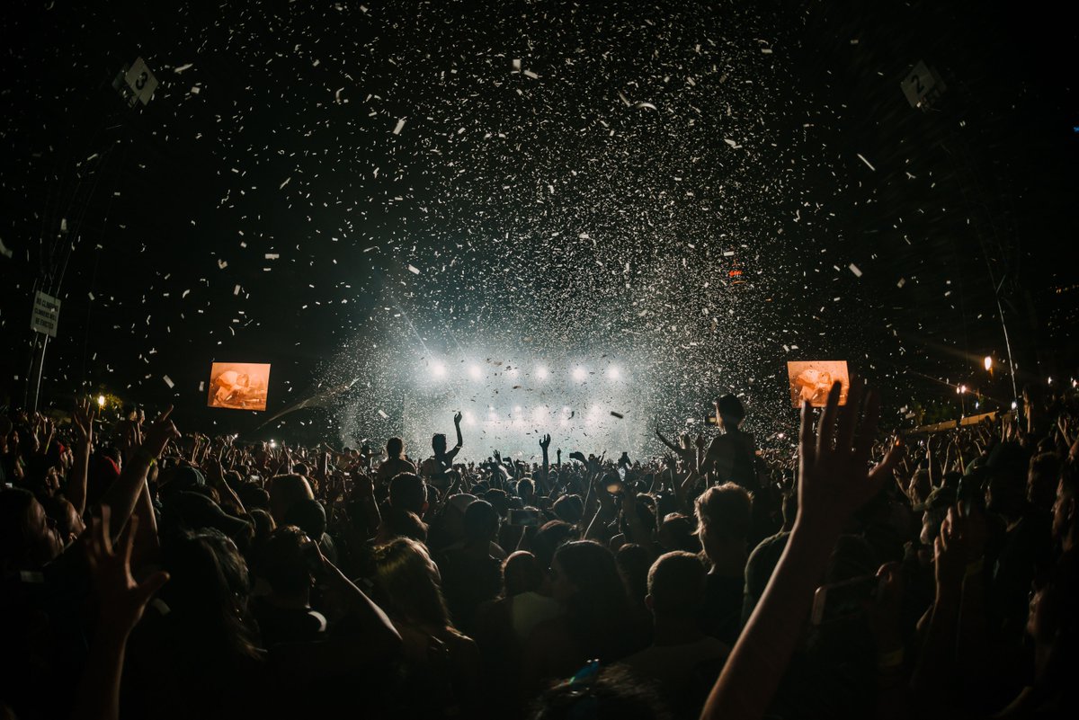 DrinkPARTYAID's tweet photo. "The trick is to enjoy life. Don't wish away days waiting for days ahead." - Unknown | #MondayMotivation #PARTYAID ➕
📷: via dannyhowe (IG) https://t.co/tzUjvf9DsT