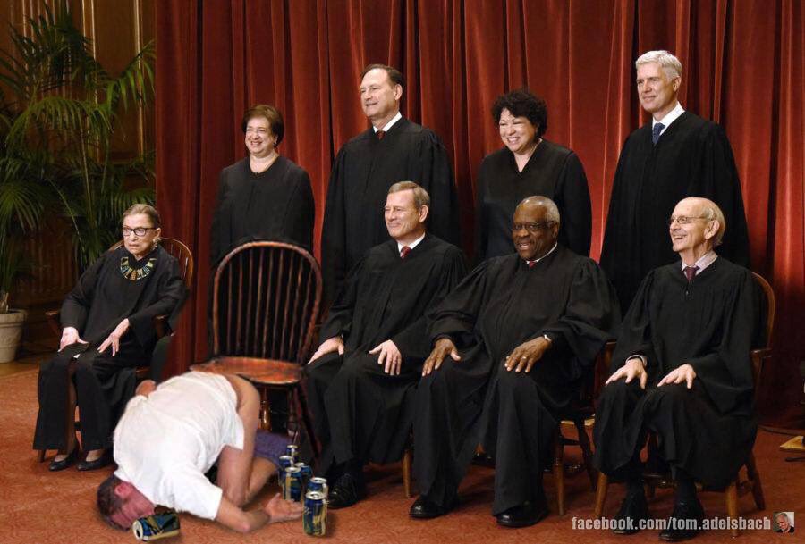 DawnparksDawn's tweet image. Brett Kavanaugh Monday morning after a weekend of #Boofing 🥃🥃🍹🍷🍻🍺&amp;amp; #Ralphing🤮🤮 lol 🤣😂😅