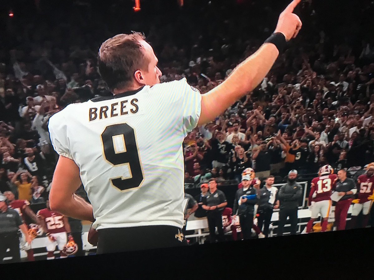 KennyLopez_TV's tweet photo. “You can accomplish anything you want to in life if you work for it!” -Drew Brees @drewbrees #makingnflhistory #alltimepassingrecord @Saints #saints #DREWBREES #nfl #whodat #whodatnation https://t.co/fmWWuB98Lj