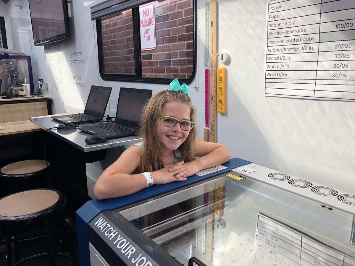 WEstemLADY's tweet image. Today was a fun first day with 5th graders at Longfellow Elementary using our @EpilogLaser. #mobilefablab @wefabmobile @mrslegerski @WESchools @Longfellow5th @WELongfellow