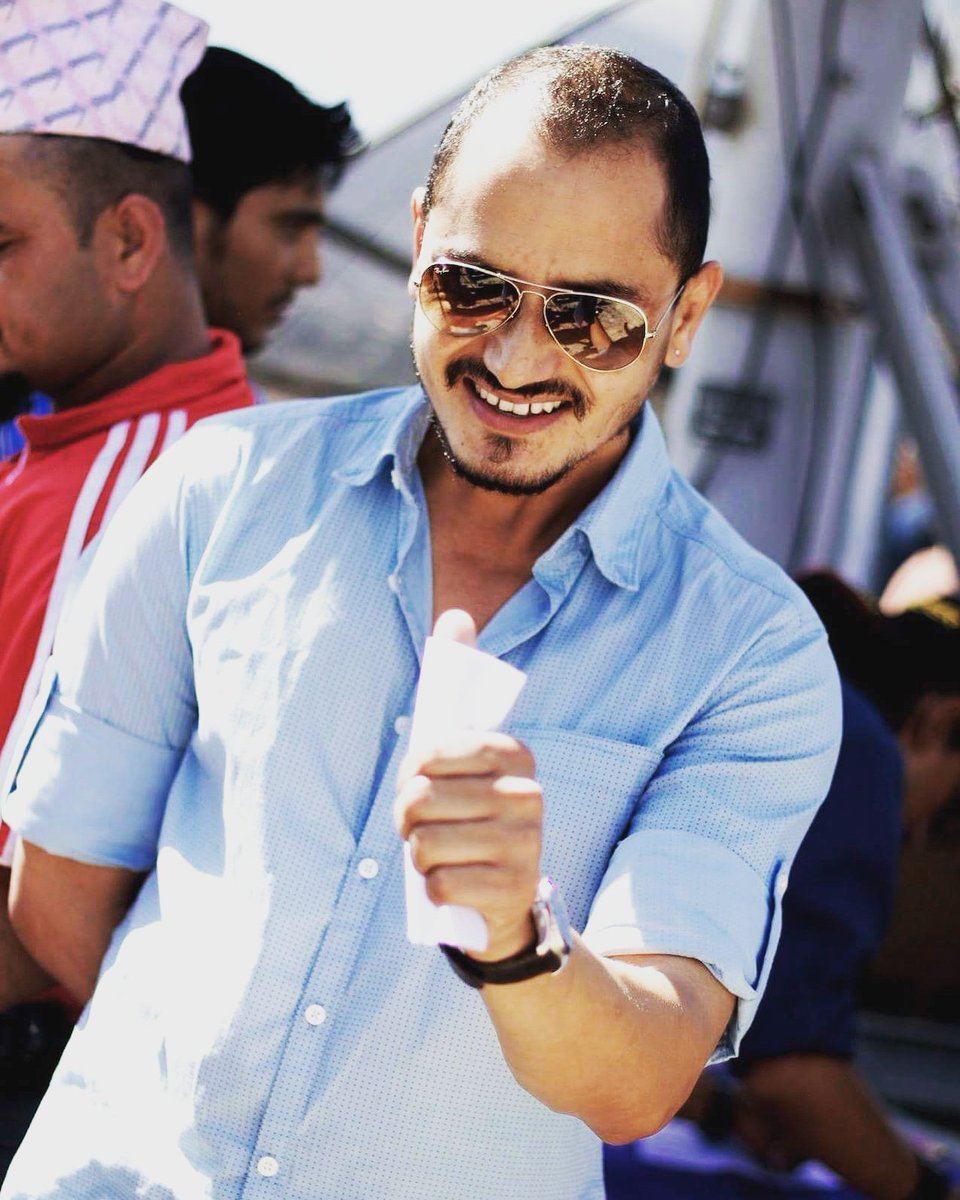 KhadkaBhupendra's tweet image. समय हिंड्दछ कति छिटो-छिटो,
रहन्न ऊ कहिल्यै मजस्तो ठिटो ।
#memoryof2013