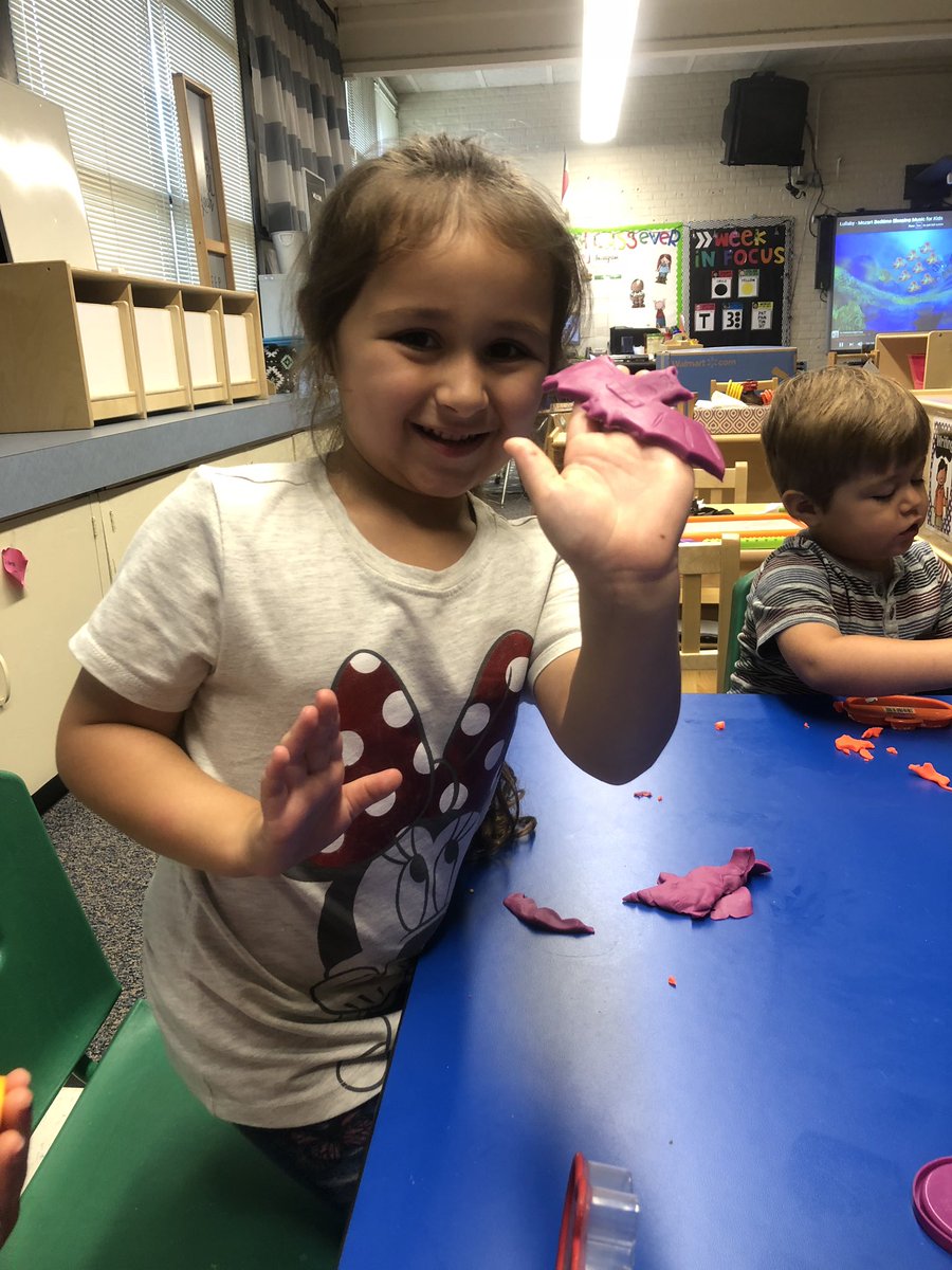 It’s getting spooky in Preschool! 🎃🐬 #learningthroughplay <a href="/SSE_Dolphins/">SSE Dolphins</a>
