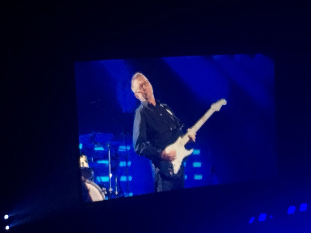 GerhardKuras's tweet photo. Amazing night with “slow hand” & his amazing band #EricClaptonMSG https://t.co/uQWNAcoDyq