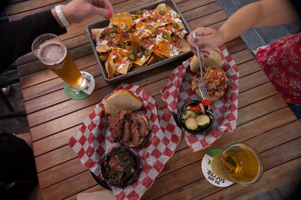 Long day? Join us for #HappyHour! We've got $20 Beer Buckets for the crew and a $10 Jameson + pint of 329 Pils combo up for grabs! Not to mention some of the best BBQ in the District! 
#WashingtonDC #BBQ  #HillRestaurantGroup #DCBeer