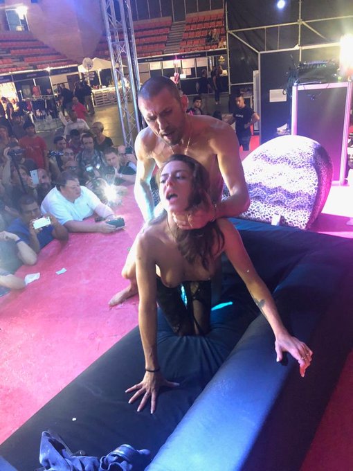 Ohhhhh🔥🔥🔥🔥 @SALONEROTICOBCN  @LucaFerrero77 https://t.co/gRNQsroGD0<a class="tags" target="_blank" title="On Twitter" href="/?out=eyJ0eXAiOiJKV1QiLCJhbGciOiJIUzUxMiJ9.eyJpYXQiOjE3MjA4ODgxNTEsImlzcyI6InR3cG9ybnN0YXJzLmNvbSIsIm5iZiI6MTcyMDg4ODE1MSwiZXhwIjoxNzUyNDI0MTUxLCJyZWRpcmVjdF91cmwiOiJodHRwczovL3R3aXR0ZXIuY29tL1NBTE9ORVJPVElDT0JDTiJ9.9NEImcE831aTF7PPYnQ7S6QClB6tah_rymrCkiwhJp8rJTMK3jdlf66okBzA0g19hquSv_OxUgcAmMxOJMrTJg">@SALONEROTICOBCN</a><a class="tags" href="/tag/lucaferrero77">@lucaferrero77</a>