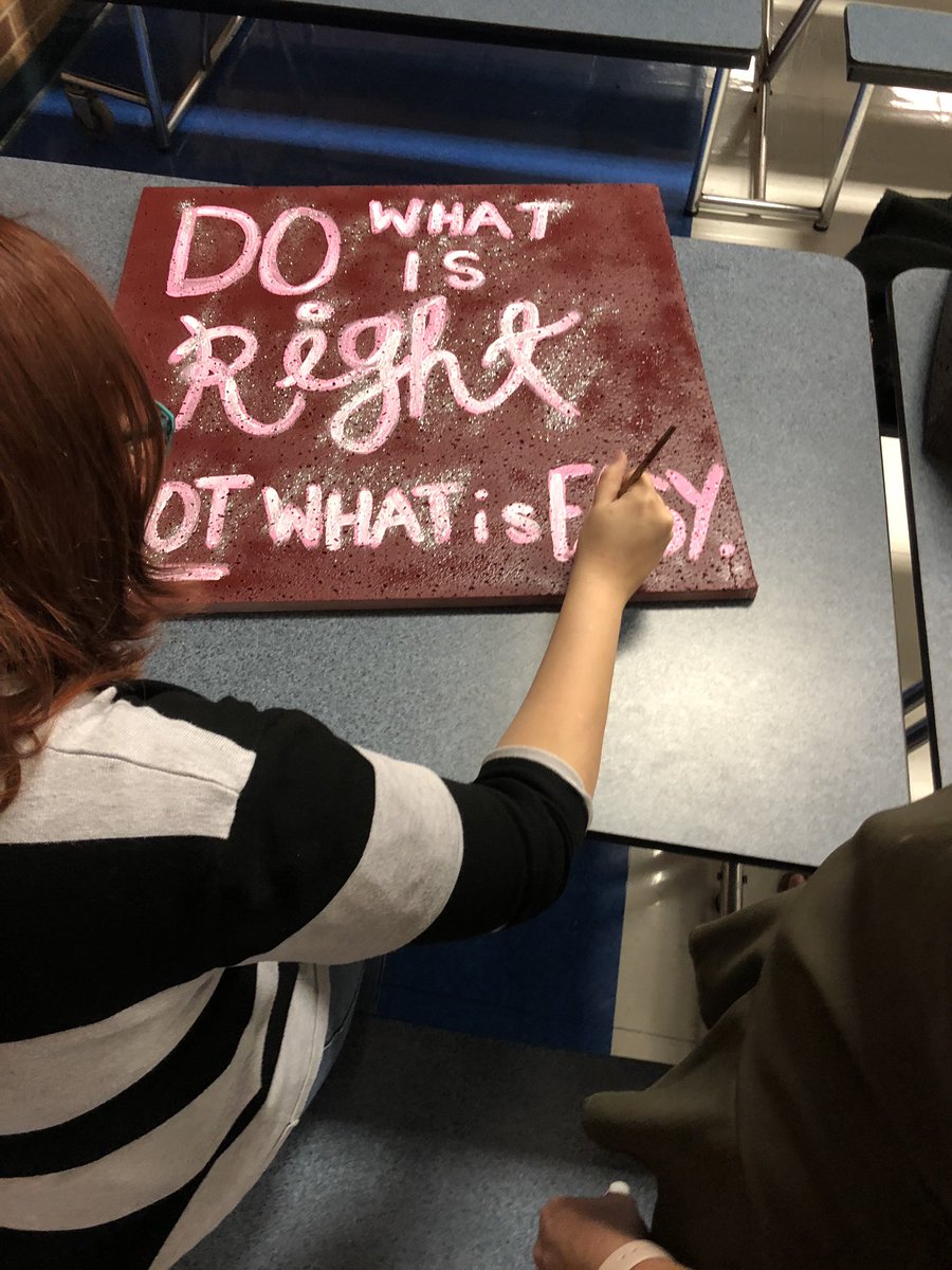 edwhiteneisd's tweet image. The best Eagle students deserve the best Eagle teachers! #promotepositivity #edwhitestory #edwhite #theneisdway #edwhitetakesflight #eaglepride #edwhiteeagles #weareedwhite