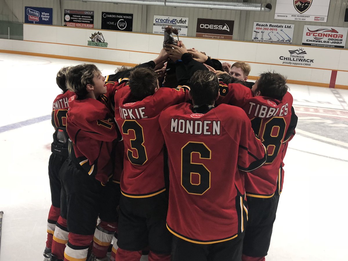BantamAAATourn's tweet photo. Your 2018 Bantam International Challenge Cup Champions in the Elite Playoffs, Calgary Flames. Congrats!!!! https://t.co/FWZ0c5xvZc