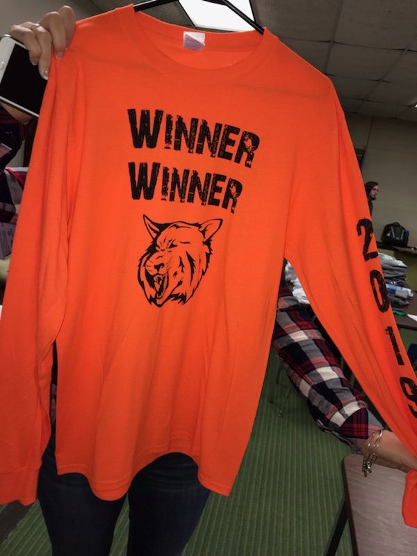 Cats Corner tweet media