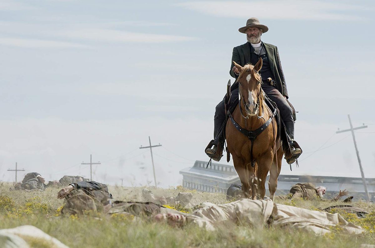 Netflix buys up New Mexico studio facility for massive new production hub theverge.com/2018/10/8/1795…