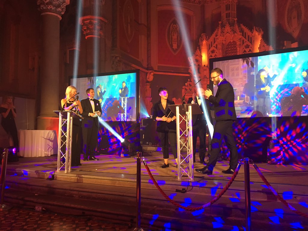 CityLifeManc's tweet photo. If the applause could decide the winner of best chef... it would be @BaratxuriBar’s Rachel Stockley. And IT IS 👏 👏 👏 @MFDF18 #mfdf18 https://t.co/taz7GKHYKK