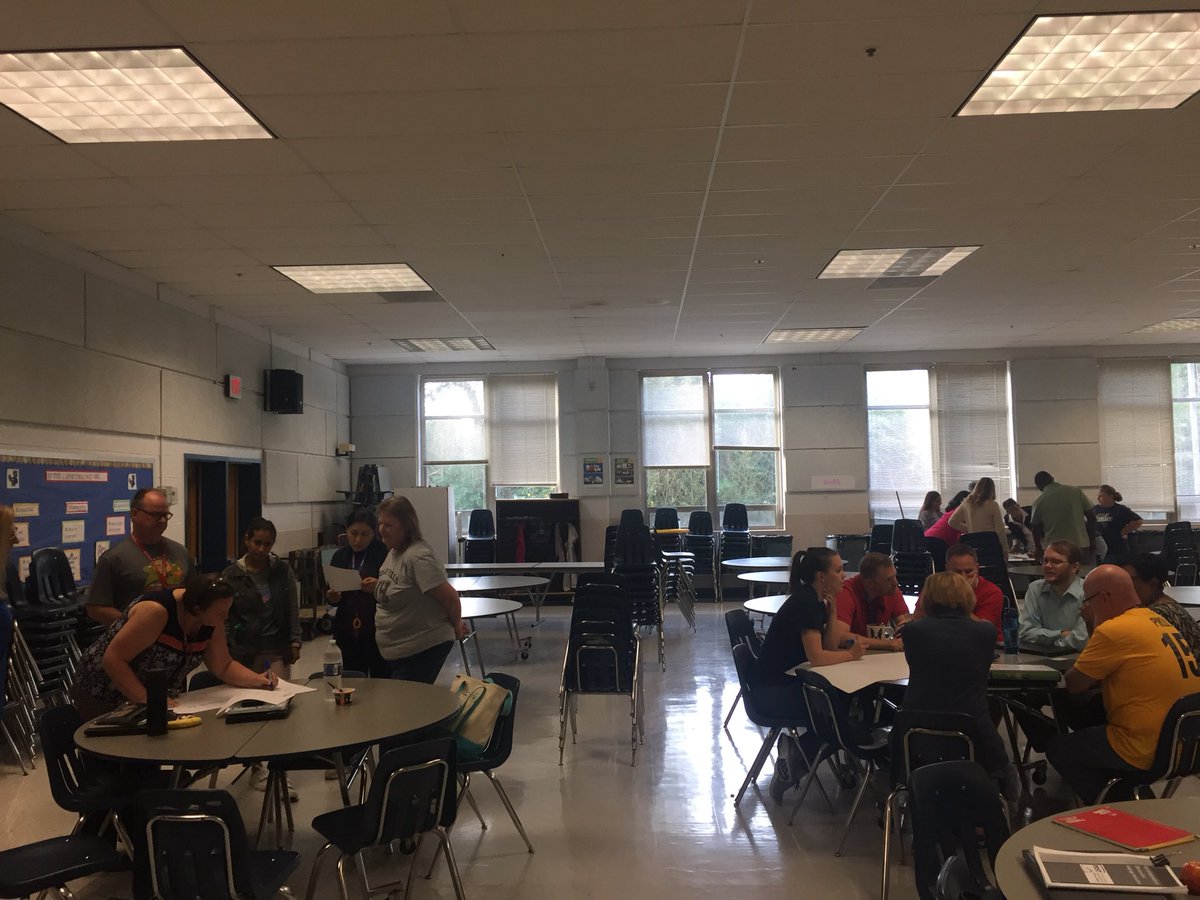 cait_fiocchi's tweet photo. The dedicated @woodleyhillses staff digging deeper into how we might need to stretch our personal working style preferences to work collaboratively with others! @FCPSR3 @FCPS_TitleI #WHESrocks #mvpyreschat https://t.co/vWiqcXEGMK