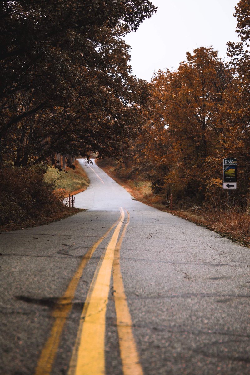 freddyxadame's tweet photo. Stone State Park in Iowa. https://t.co/rfNIWL17Jb