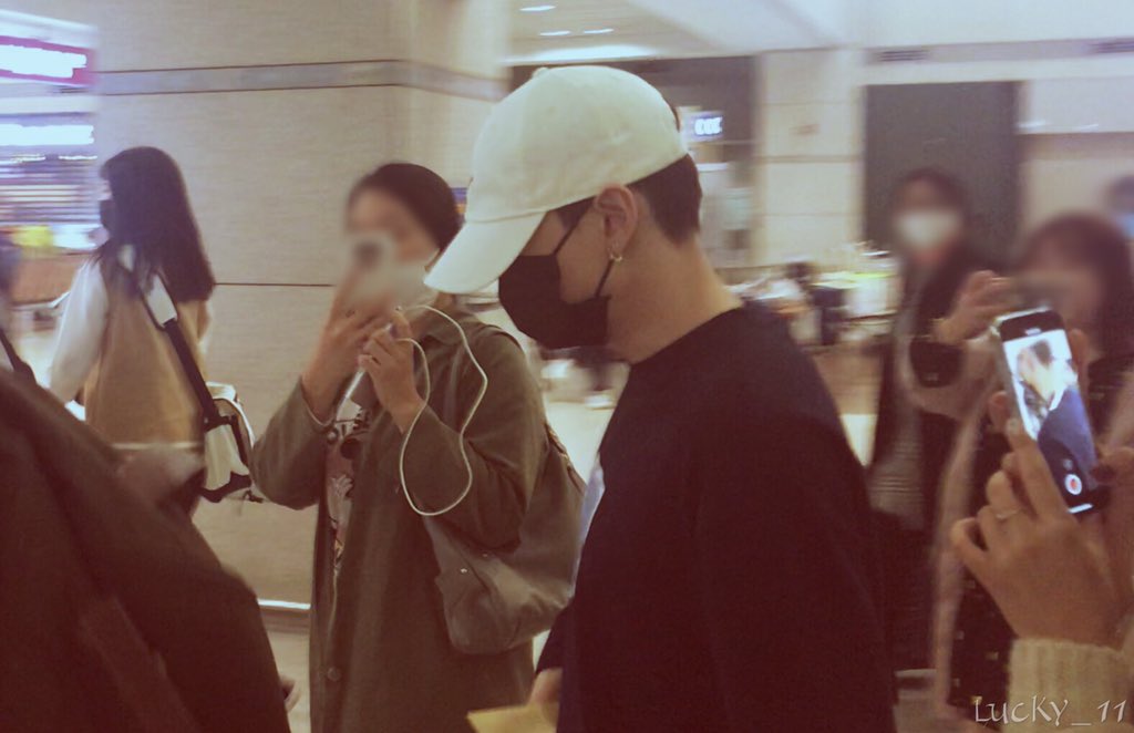 MY_LUCKINESS's tweet photo. 181009 #은혁 #Eunhyuk 인천공항 마카오to한국 
많이 수고했어요ㅠㅠ https://t.co/cGCkrT7dz7