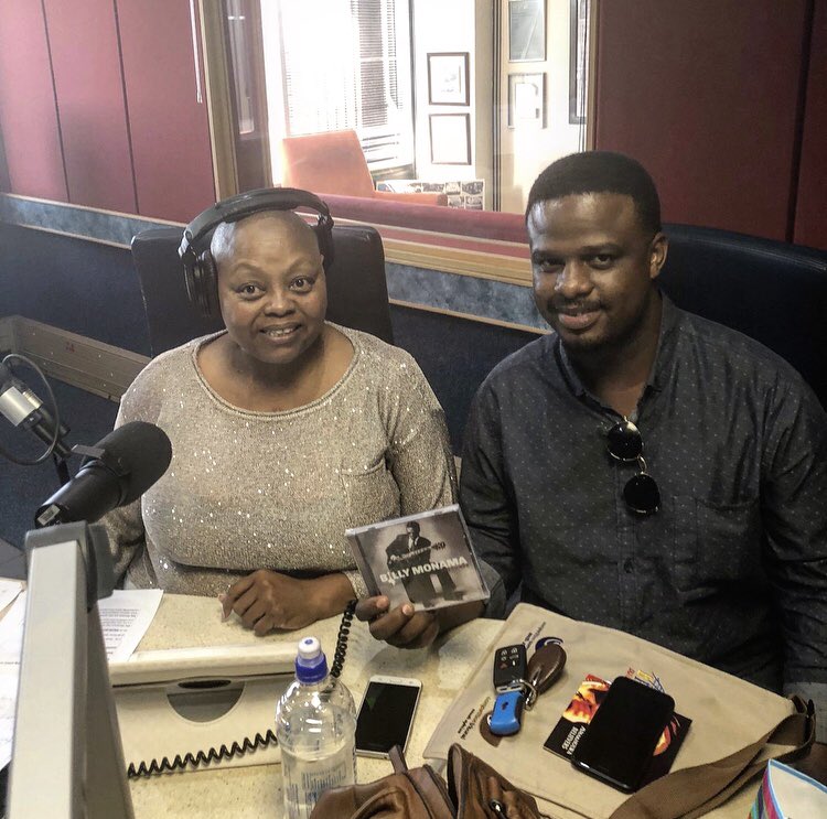 BillyMonama's tweet photo. 22 April 2018, I had a privilege to be interviewed by a profilic broadcaster - Rowena Baird on @SAfmRadio - Sunday Arts,Lifestyle and music radio show #WeekendFix. Today, tribute her life and great work.
May her soul find eternal peace.
#RIPRowenaBaird 💔 😢 https://t.co/gtelds8sAQ