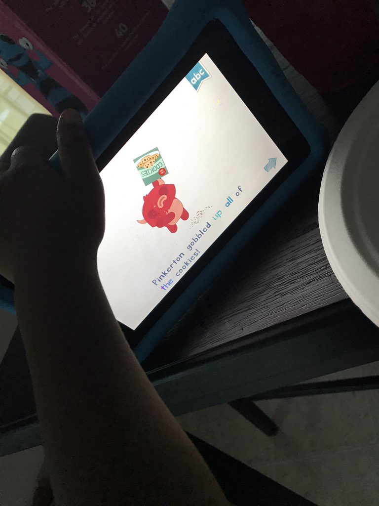 heyitsdunston's tweet photo. Have children not in school yet, but daycare? Download Endless Reader &amp; have them practice skills. My 4 year has mommy assigned homework! #endlessreader #phonics #letterrecognition #numbers https://t.co/d2lcT5odPW