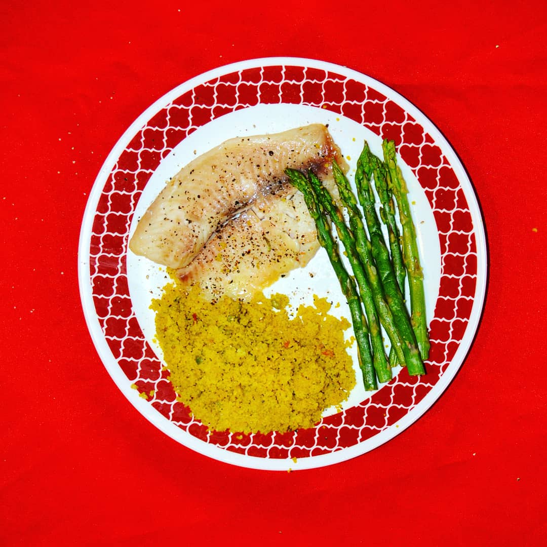 nurse_shannan's tweet image. Check out my 4 minute meal #readychefgobagTailapiaCouscous &amp;amp; Asparagus! We love the way it turned out. #ReadyChefGo bag. 🙆 #dinnerisdone
 Try these innovative cooking bags out for yourself visit @considerdinnerdone
readychefgobags.com
#Sponsored  #GrillingBags #Foodie