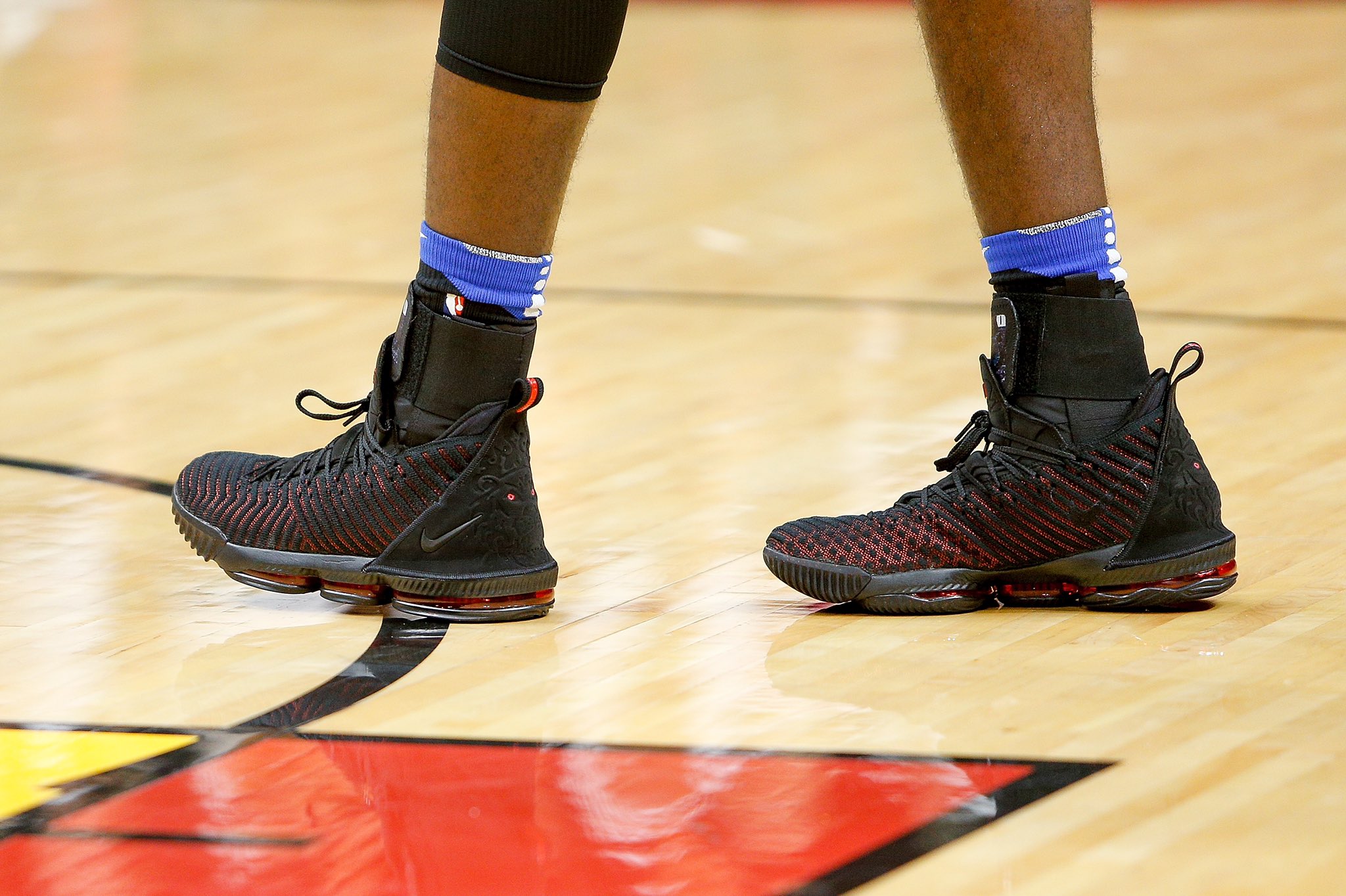 Lebron 16s fresh clearance bred
