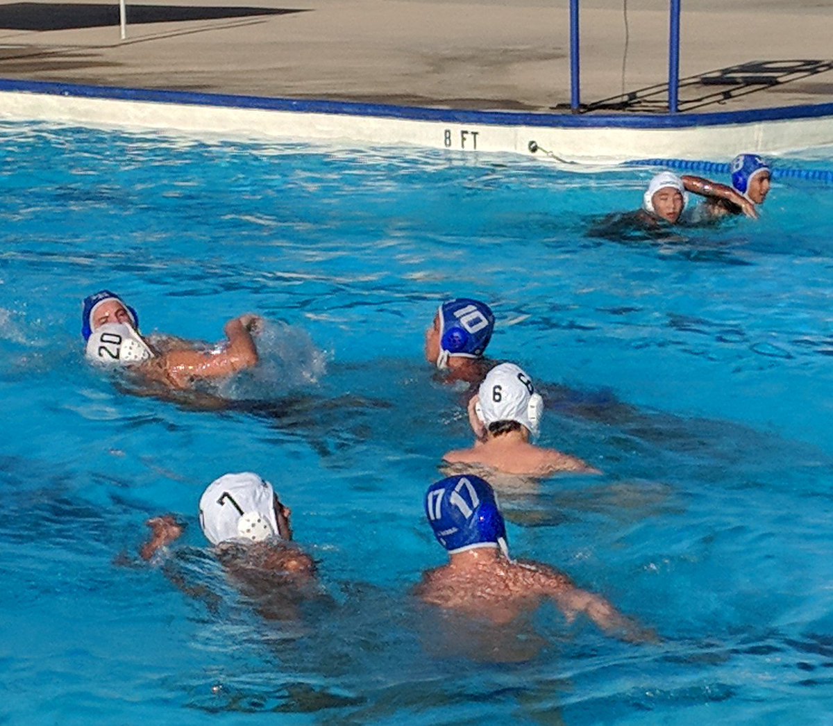 LaHabraHS's tweet photo. These guys are working hard. Let's go Highlanders! @Highlanders_LH @LHHSAQUATICS @LAHABRA_ASB https://t.co/E5c3dUQHcN