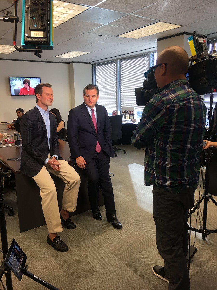 Connell Mcshane On Twitter We Just Wrapped A Long Day Here In Texas And Had A Chance To Speak With Both Tedcruz Betoorourke Bottom Line It S Close For Texas But The Fox news host tucker carlson drew the ire of twitter users on wednesday when he spoke of the deadly violence that erupted the previous night in kenosha, wis., where police have accused a white teen of intentional homicide. connell mcshane on twitter we just