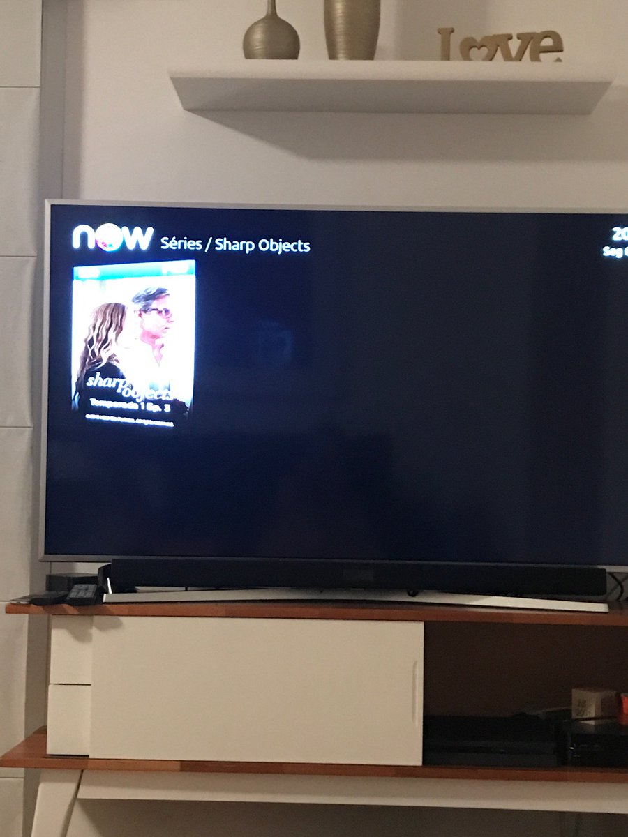 Marybargz's tweet image. @NETatende precarizou o serviço tremendamente! Clicamos na série e não abre.. quando abre sem som! #netatende #net