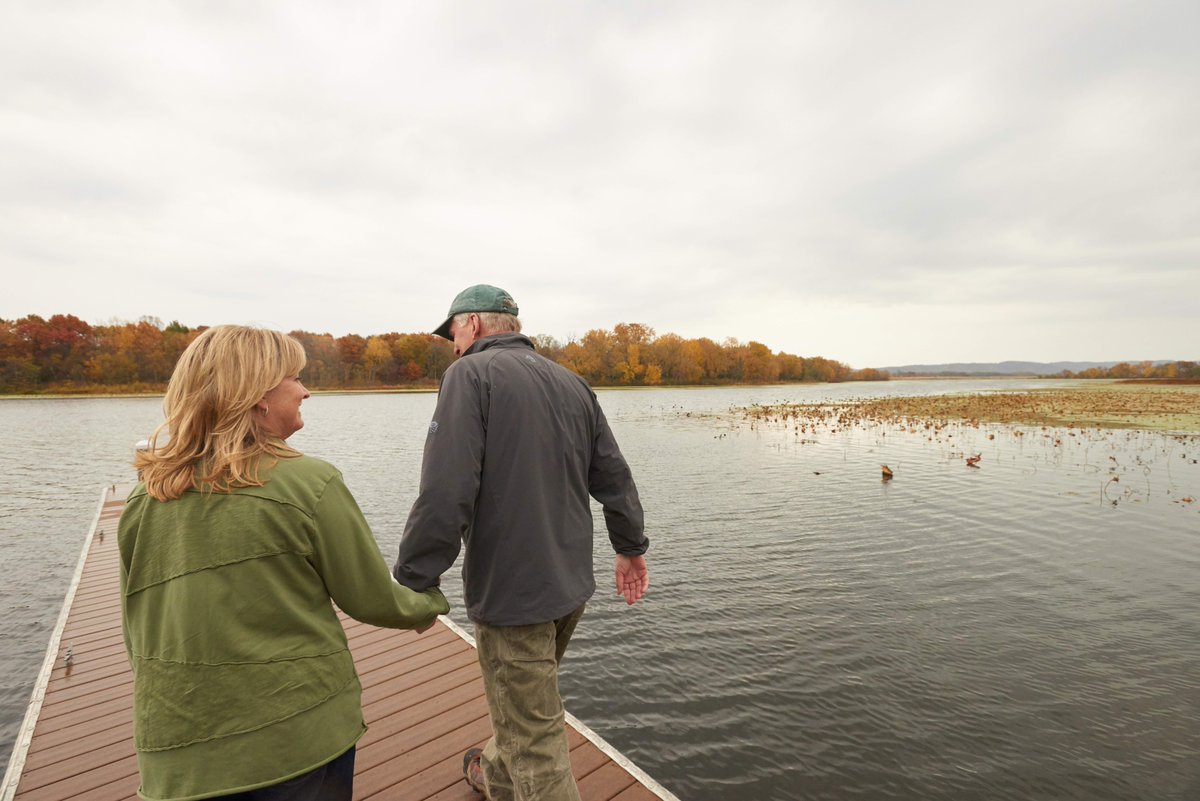 It's not too late to plan a trip with someone special this fall and come #explorelacrosse! ow.ly/9OgX30m9mgZ #fallgetaway #romanticgetaway #explorelacrosse #lacrossecounty #fallcolors #travelwi #discoverwi #roadtrip <a href="/TheCharmantLC/">The Charmant Hotel</a> <a href="/CastleLCBB/">howdy</a> #lovechildrestaurant #finnottes