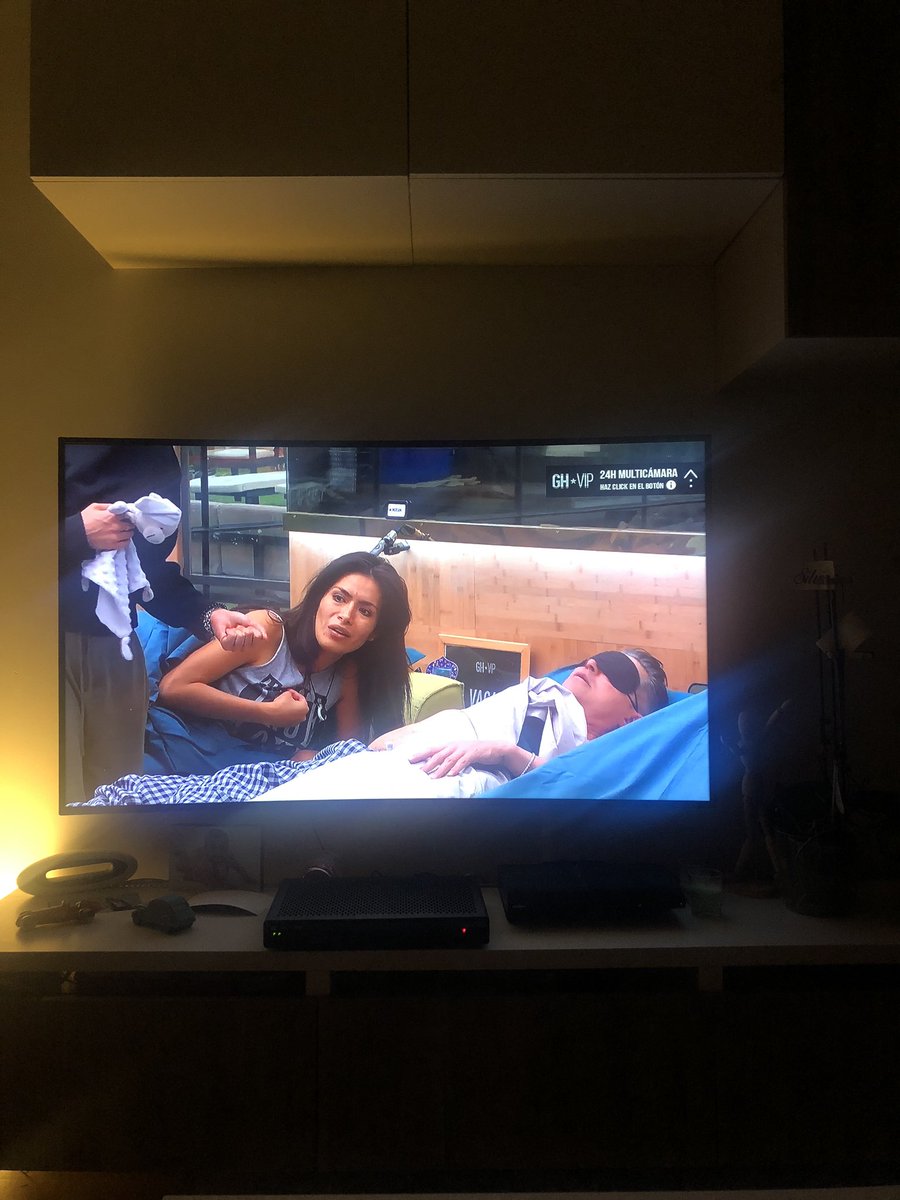 KokeGardi's tweet image. Momentazo @AngelGaro_ hablando en sueños y Miriam y Aurah cagaitas jajaja #GHVIP90