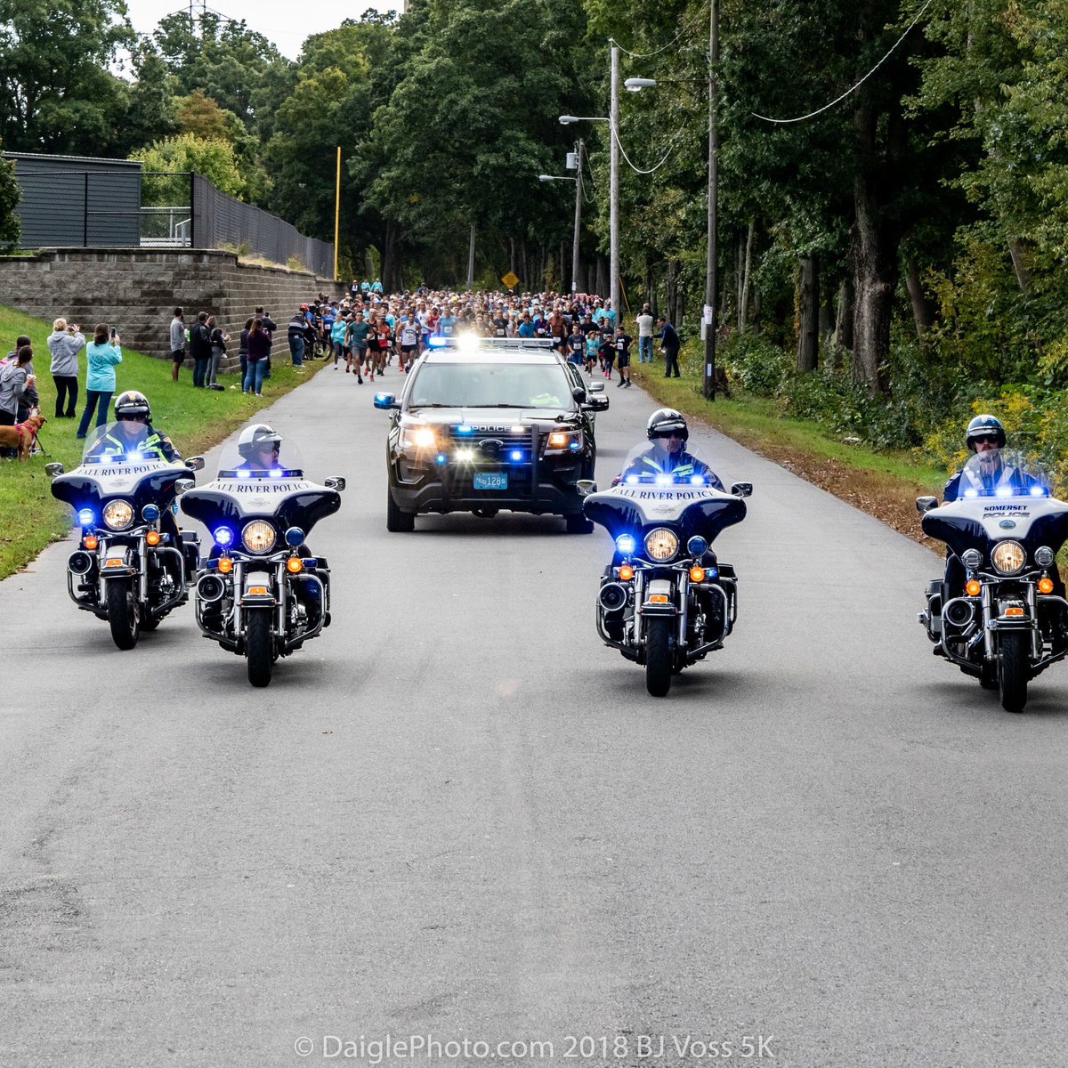 bjvoss5k's tweet photo. Another fantastic year for The Officer BJ Voss Memorial 5K!!  Thanks to all who came out to support😊#running #memorials #officers https://t.co/nIRgRa4ERq