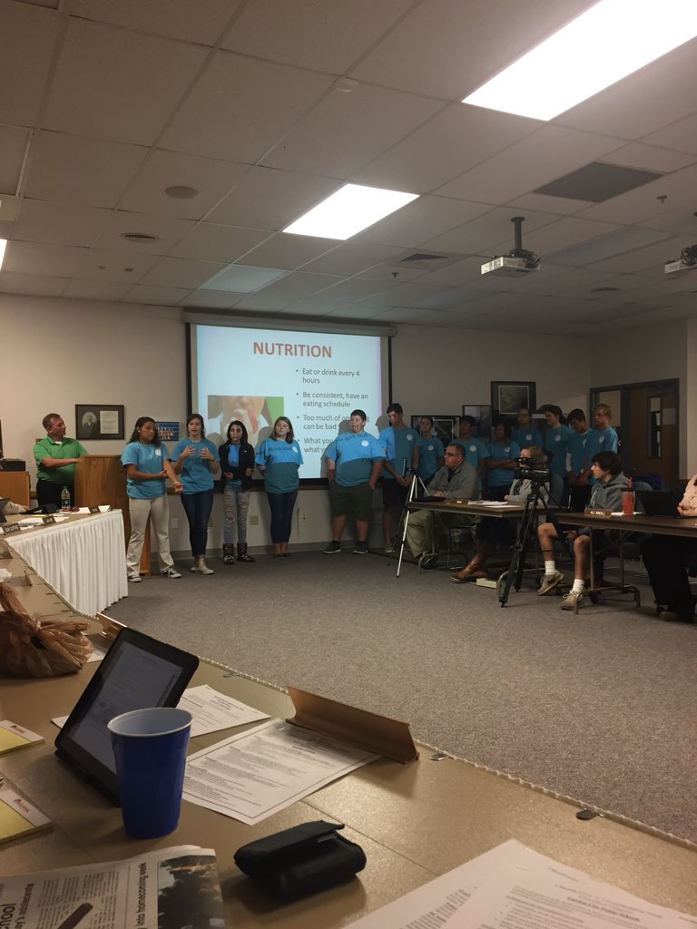 StKarlin's tweet image. The Peak Performance group from Garden City High School presented tonight for the Board of Ed. Great information about students making good choices about nutrition, sleep, substance abuse prevention, and healthy choices. Thanks to LiveWell Finney County for your partnership!