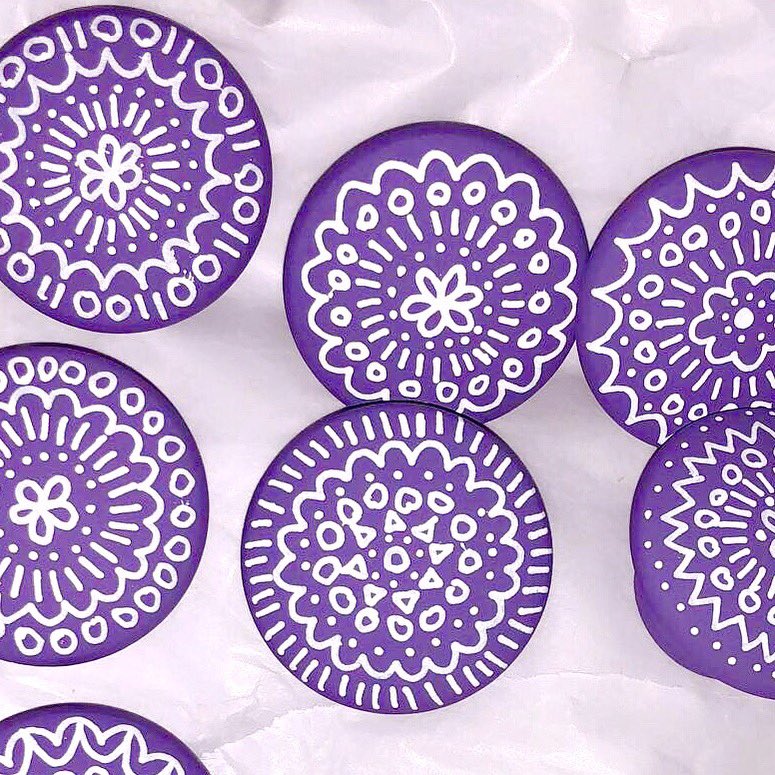 sweep_of_sand's tweet image. What color custom knobs can we make for you? etsy.me/2RCtBiV #customknobs #bohostyle #cottages