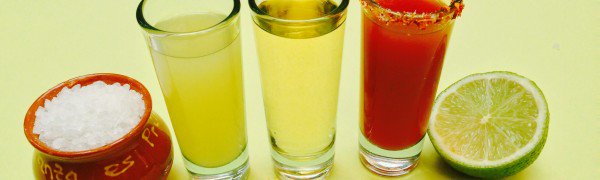 HotelAlonso10's tweet photo. Banderita de Tequila, se hace con tres caballitos tequileros uno de jugo de limón otro de tequila y por último uno de sangrita o jugo de tomate, se sugiere tomar en ese orden siguiendo los colores de nuestra Bandera https://t.co/BlEcBjczah