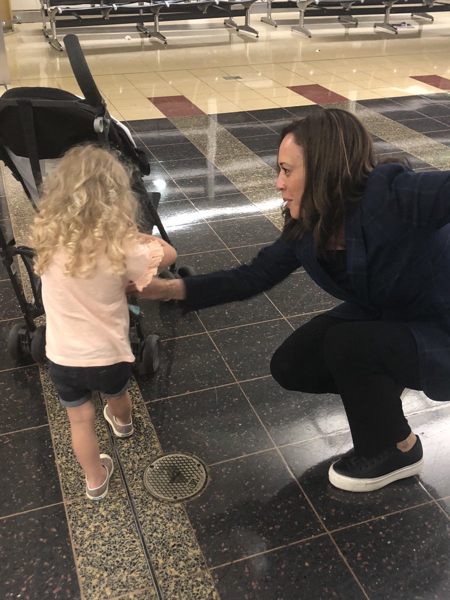 AmandaBinDC's tweet image. Great long weekend was capped of with two strong women strategizing about 2020. Thank you @SenKamalaHarris for taking time to talk with us tonight. #thefutureisfemale