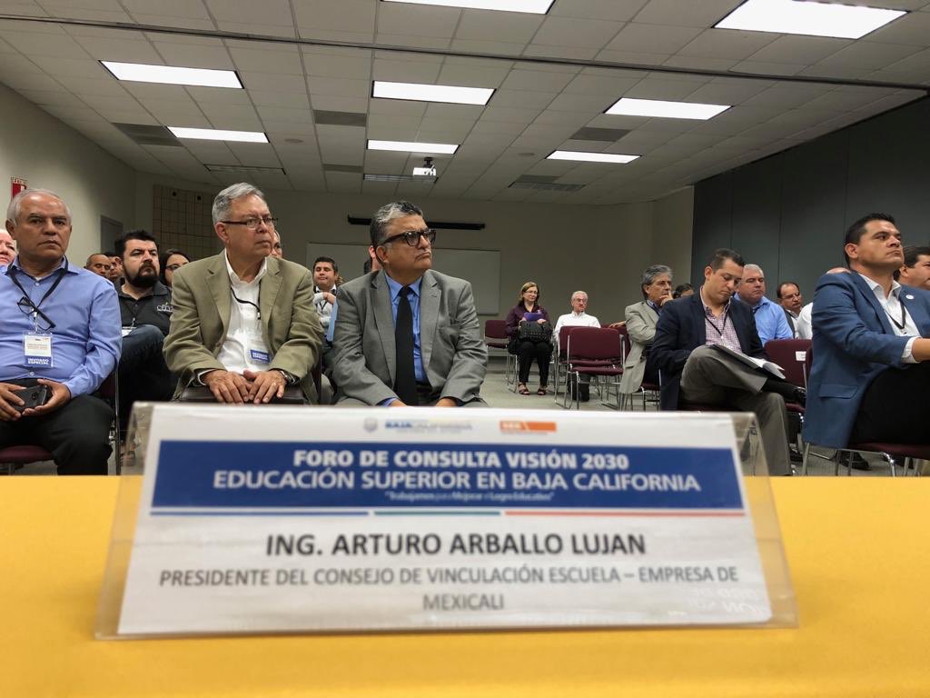 ComvinMxl's tweet photo. Hoy tuvimos la oportunidad de participar como representantes del Sector Empresarial en el Foro de Consulta Visión 2030 para Educación Superior en el Estado de Baja California #ComVin #MexicaliSoyYo https://t.co/7cW4gVTR34