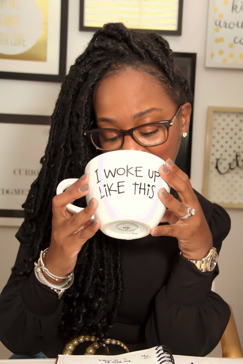 Glam Moms, what keeps you motivated on a Monday? For me it's my #Chaitea and my quest to knock out what's on my "To-Do List." #mommymotivation #thebalance #glammoms