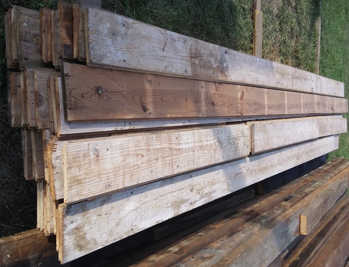 NailSalvage's tweet photo. Naily face yellow pine shiplap.
Very nice material, good color. 7 inch yellow pine shiplap. Naily face due to an oak floor that was installed above this subfloor. Denailed and trimmed.
#MacombIL #yellowpine #pine #shiplap #reclaimedwood #reclaimed #salvage #vintage https://t.co/9g4dNVW72x