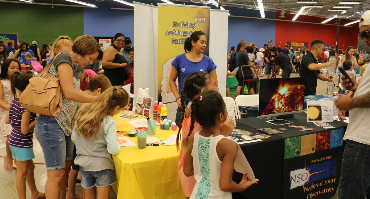 NatSolarObs's tweet photo. We're proud to have been a part of Saturday's #AstroDay2018. The community's enthusiasm for science and astronomy made the day a blast! Mahalo to MKAOC for sponsoring and organizing this amazing event! See you all next year! :) #STEMHawaii https://t.co/3RC5j6WsBH https://t.co/4EtNH3qTXI