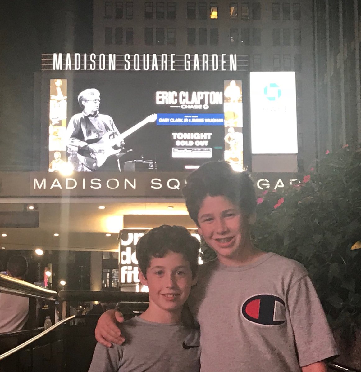 Drgrober's tweet photo. @TheGarden in NYC with my boys and #EricClapton...After Midnight. This was a good night. https://t.co/AApUoUUt3n