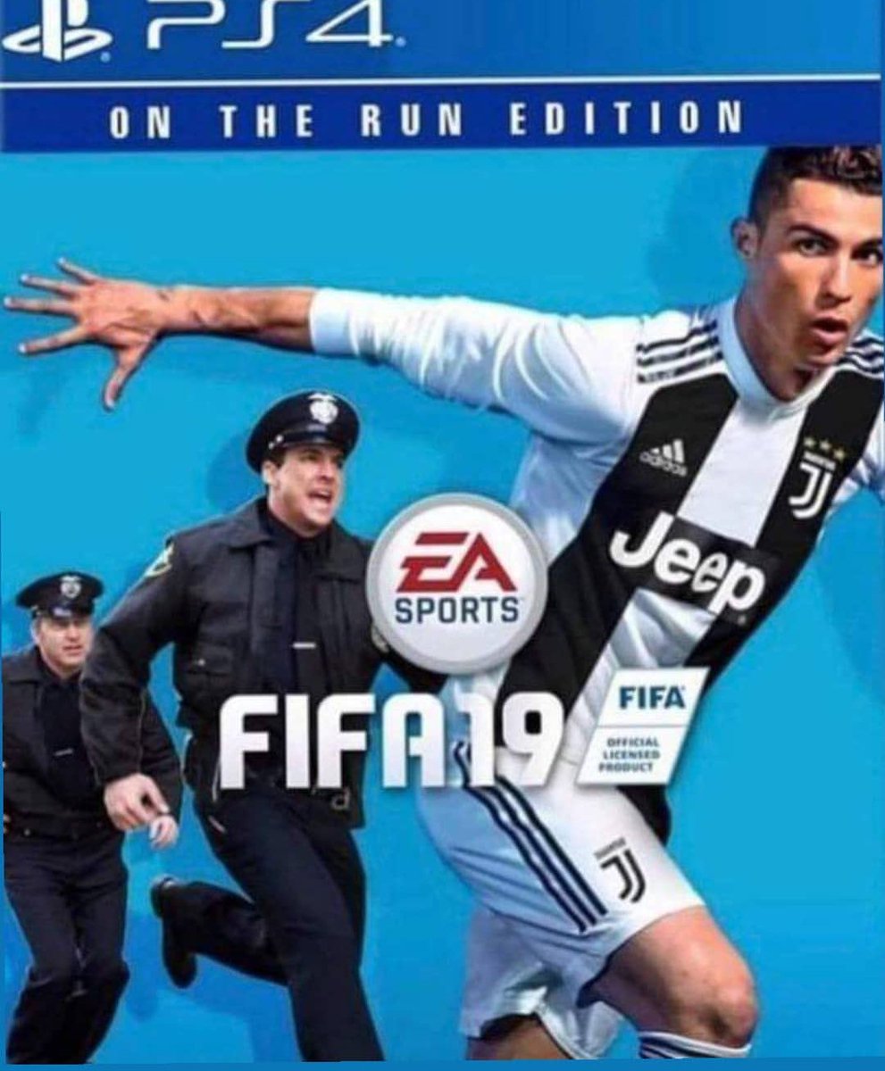 Andre__CapeTown's tweet photo. Lol Fifa 19 , on the run edition 😂😂 https://t.co/aahor54IHF