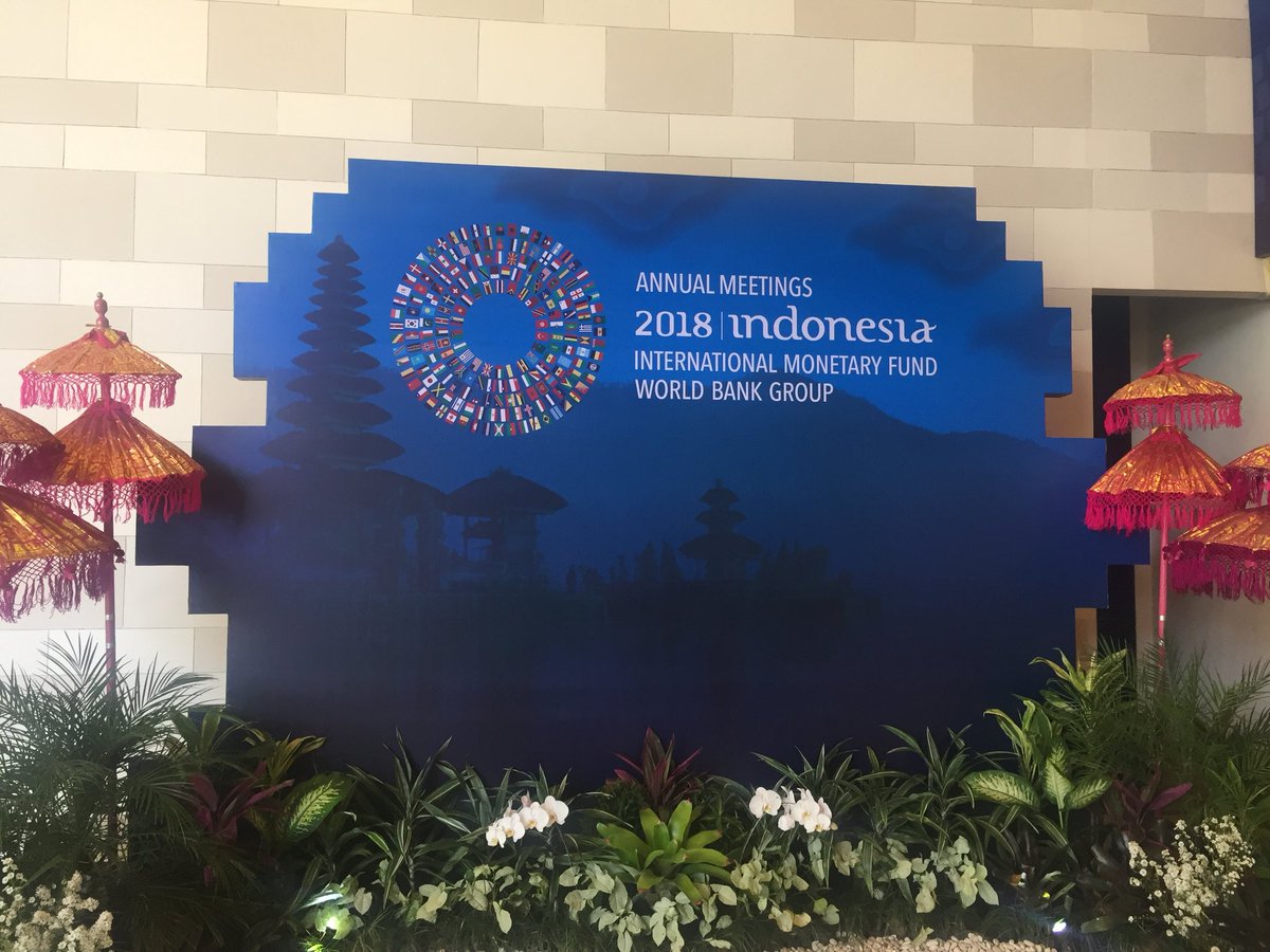 nshar6's tweet photo. Excited to be part of the annual IMF meetings. Kicked off with a great discussion on data privacy with @NandanNilekani giving insights on #India’s Aadhar programme #AMIBali #IMFBali https://t.co/YNyKMRrL3k