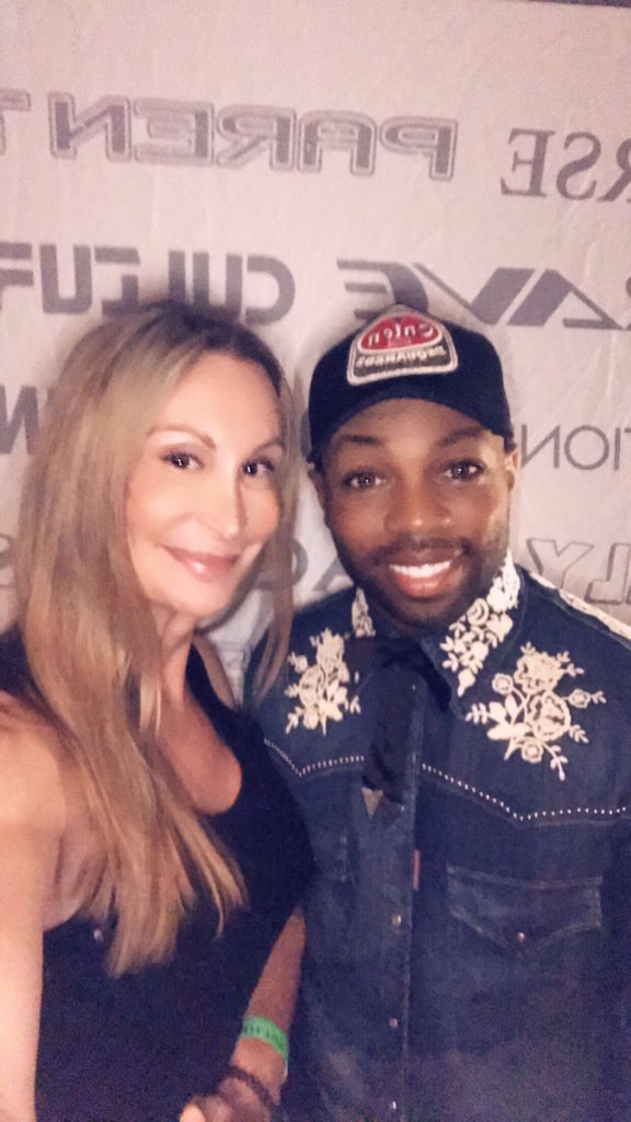 CapitalPrideDC's tweet photo. #mitn2018 part of our marketing team getting the first selfie of course🙄 #elementsofus @RealTayChaTLC #transvisibility #lgbtiqa All the performers https://t.co/cxVrMWyVYp