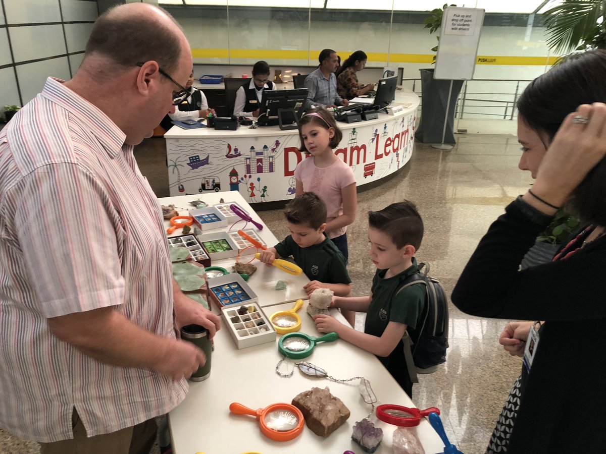 The American School of Bombay tweet media