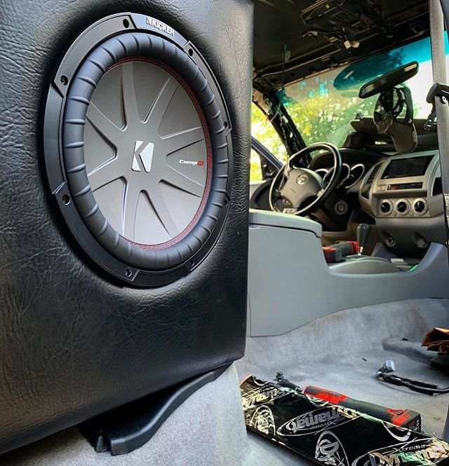 KICKERaudio's tweet photo. Good sound means proper sound deadening.
@t_harper96 #toyota #kickeraudio #livinloud #tacoma #taco #trd #trdsport #forged #americanforcewheels #furyoffroadtires #wrapped #level7tc #lockerdown #boltlock #v6 #vengeance #toyotatacoma #harpertire #oraclelig… https://t.co/HvCrfrqH32 https://t.co/2fC3BtTo8p