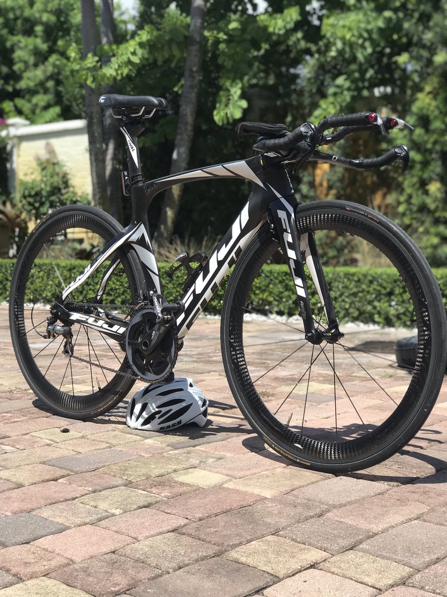 quehariayosinmi's tweet photo. TT (speed machine๐) #fujibikes #globalcyclingnetwork #cycling #cyclinglife #ttbikes https://t.co/3xt1y1aFyg