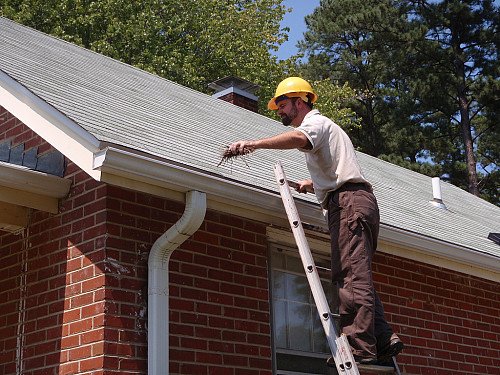 Valley_ViewRoof's tweet photo. Roof Maintenance Tips For The End Of Summer 
#MissionViejoRoofing #SanClemente #LakeForest #LagunaNiguel 
https://t.co/NyhTMN7UAG https://t.co/7xyLwN6LKW
